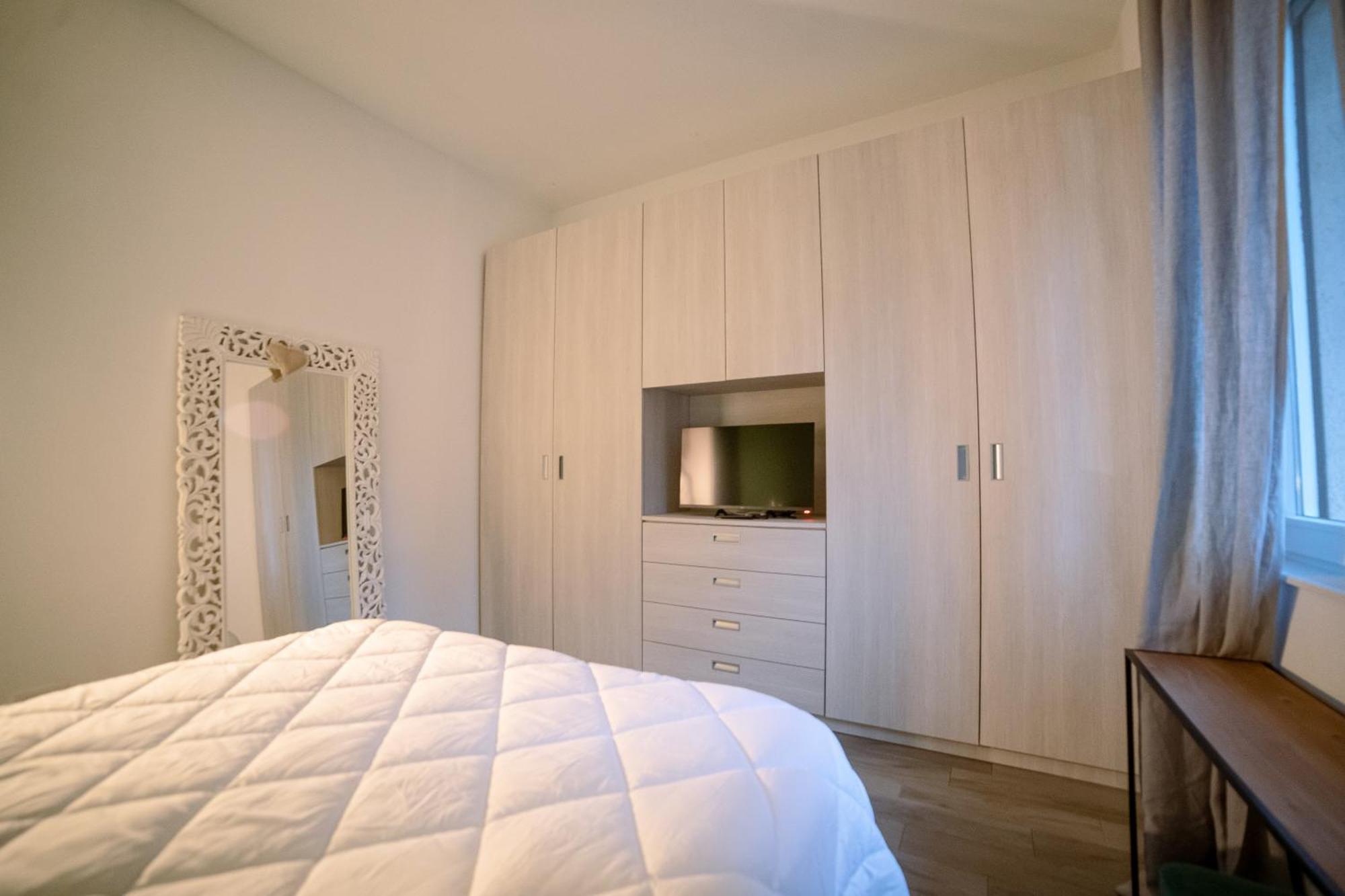 Giove Apartment - Nuova Apertura Бергамо Екстериор снимка